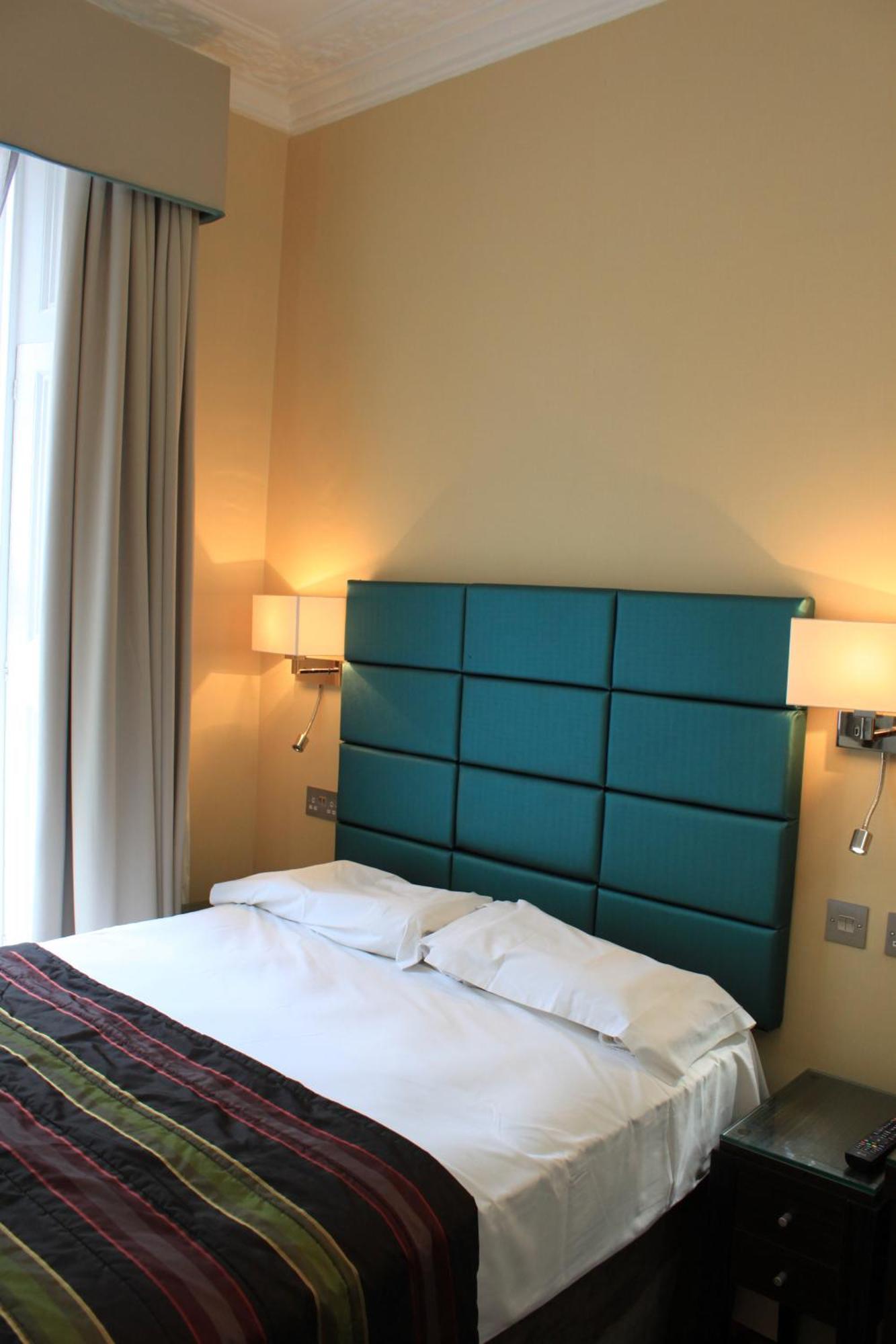 Bed and Breakfast Astors Belgravia Лондон Экстерьер фото