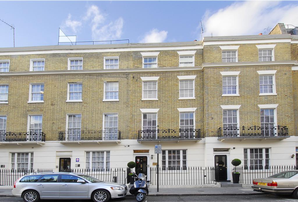 Bed and Breakfast Astors Belgravia Лондон Экстерьер фото