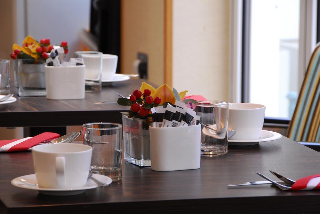 Bed and Breakfast Astors Belgravia Лондон Экстерьер фото