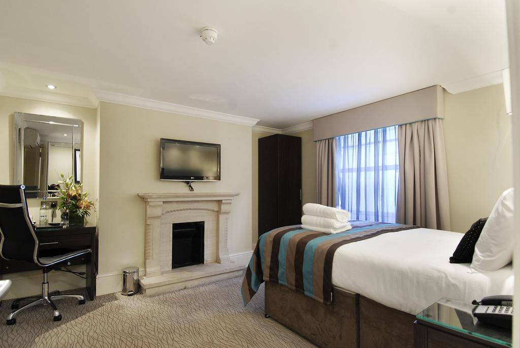 Bed and Breakfast Astors Belgravia Лондон Экстерьер фото