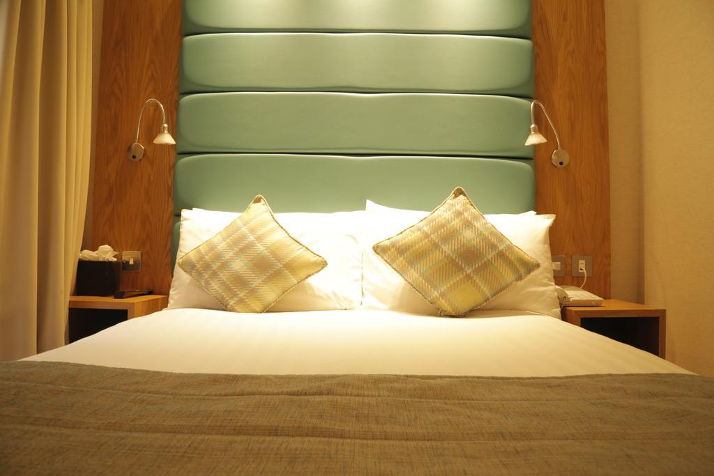 Bed and Breakfast Astors Belgravia Лондон Экстерьер фото