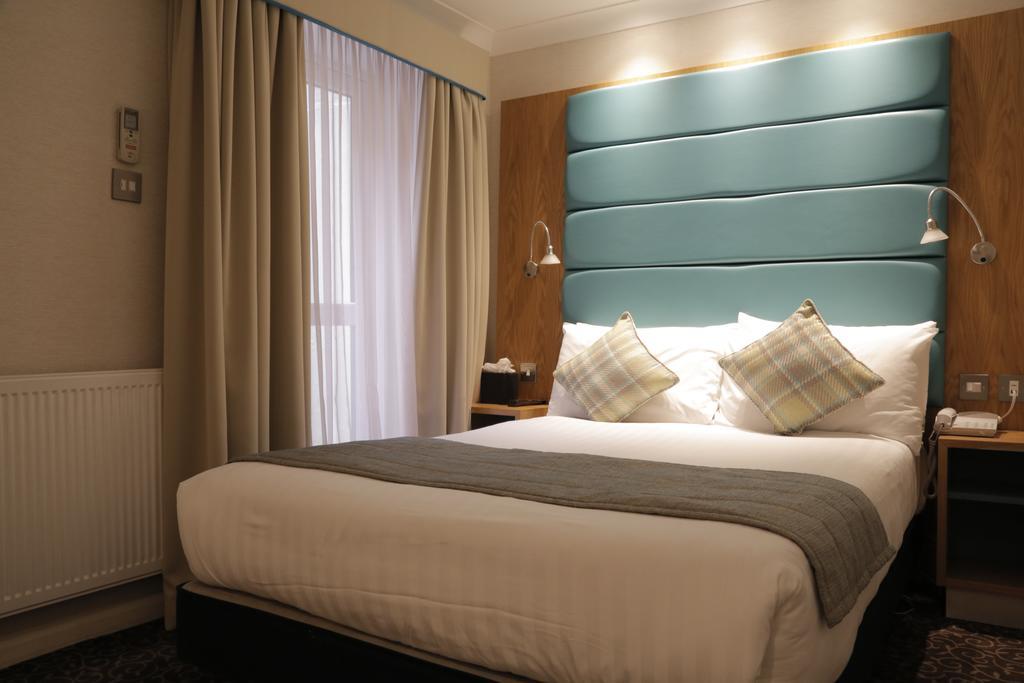 Bed and Breakfast Astors Belgravia Лондон Экстерьер фото
