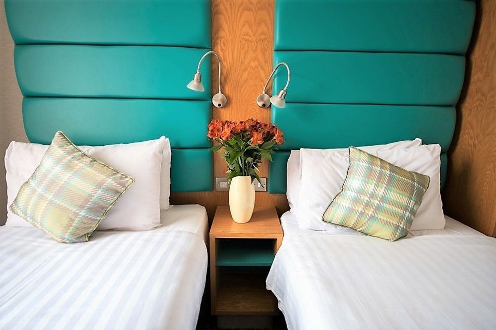 Bed and Breakfast Astors Belgravia Лондон Экстерьер фото