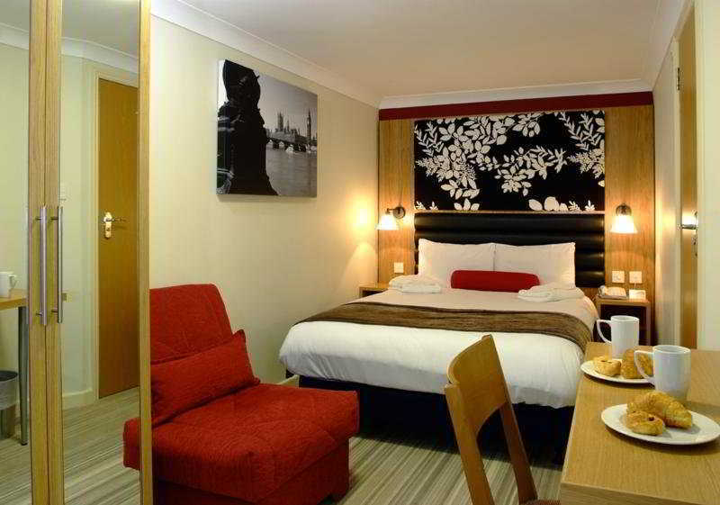 Bed and Breakfast Astors Belgravia Лондон Экстерьер фото